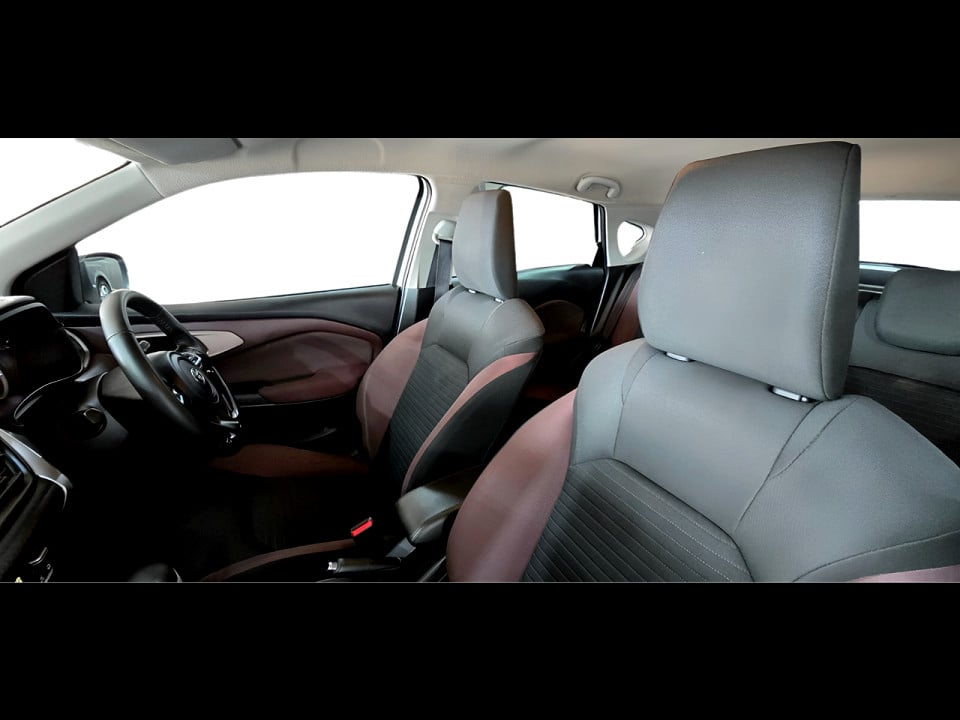 Photo 21 of 27