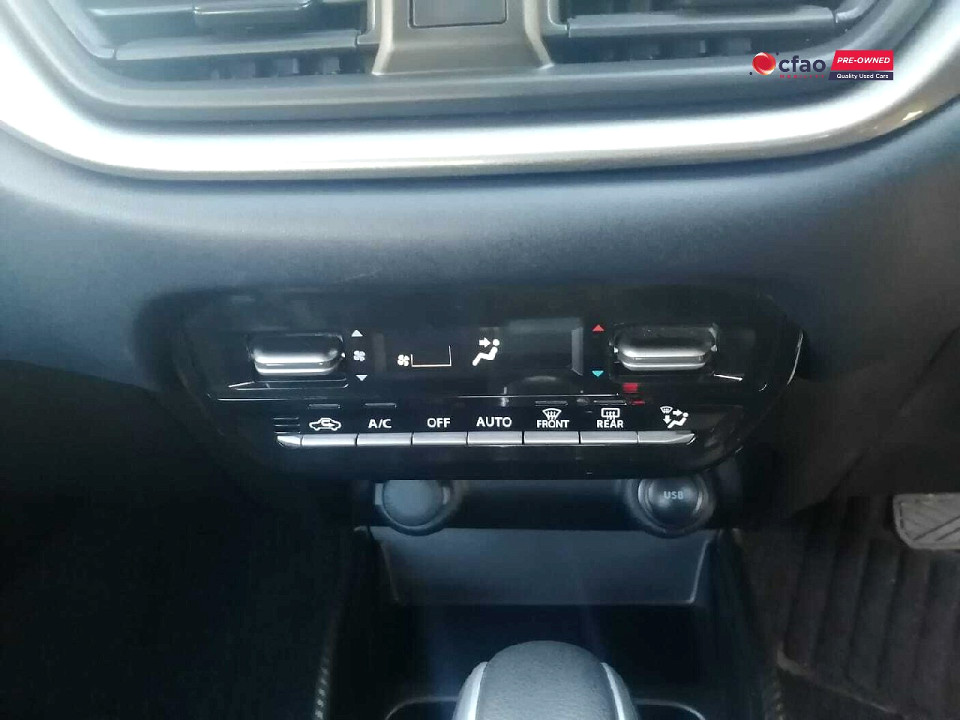 Photo 12 of 20