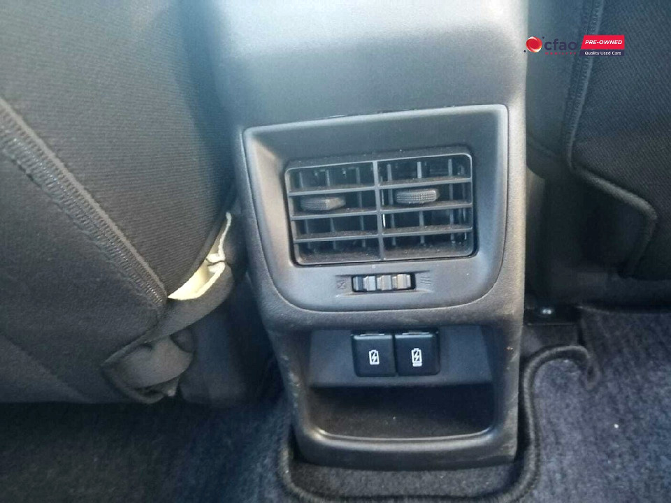 Photo 8 of 20