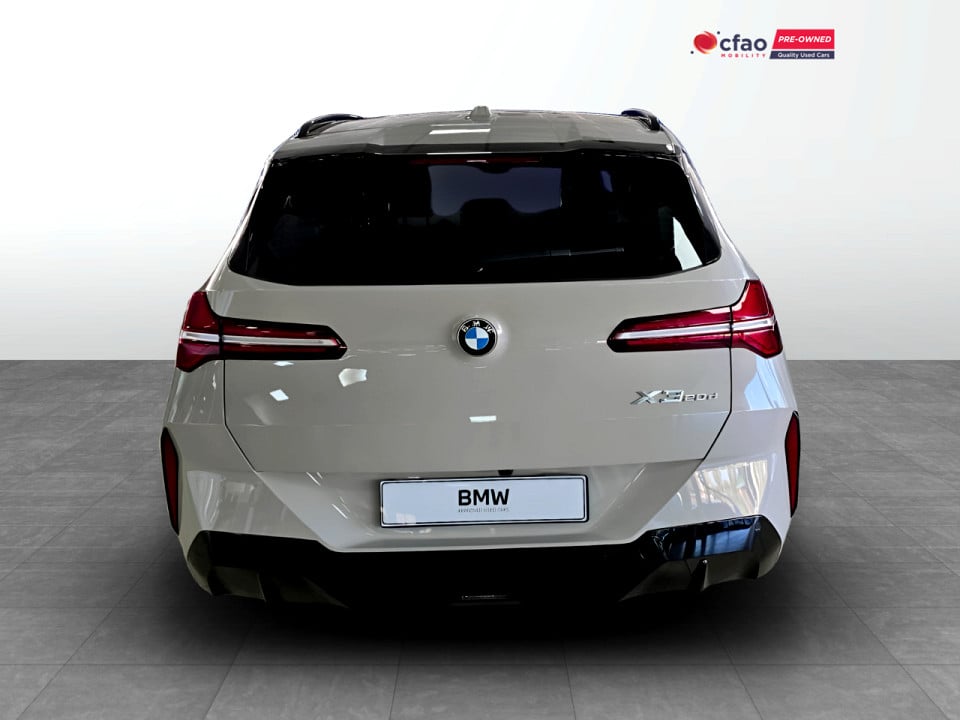 Photo 7 of 18