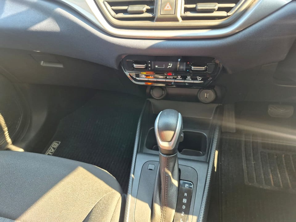Photo 16 of 25