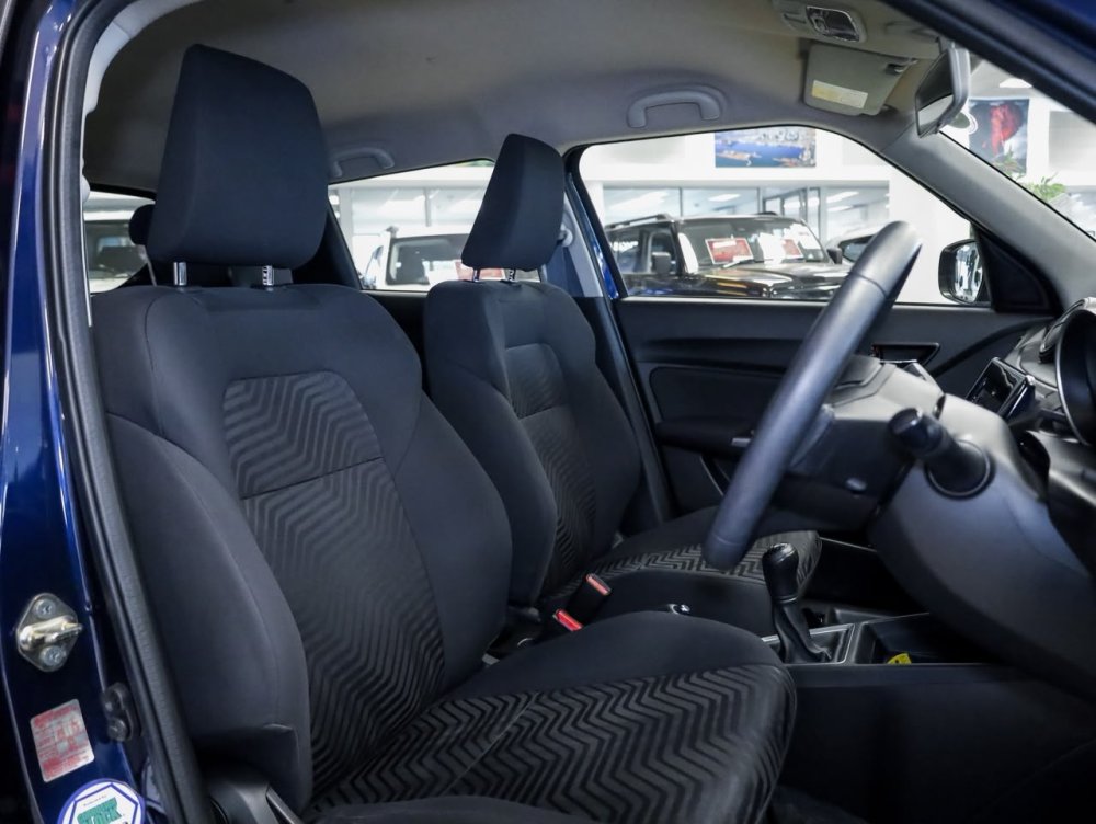 Photo 7 of 21