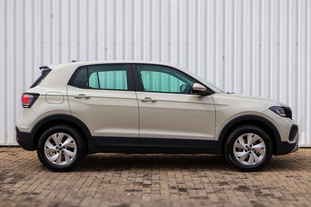 Photo 7 of 21
