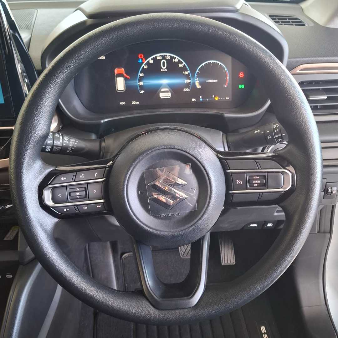 Photo 13 of 27