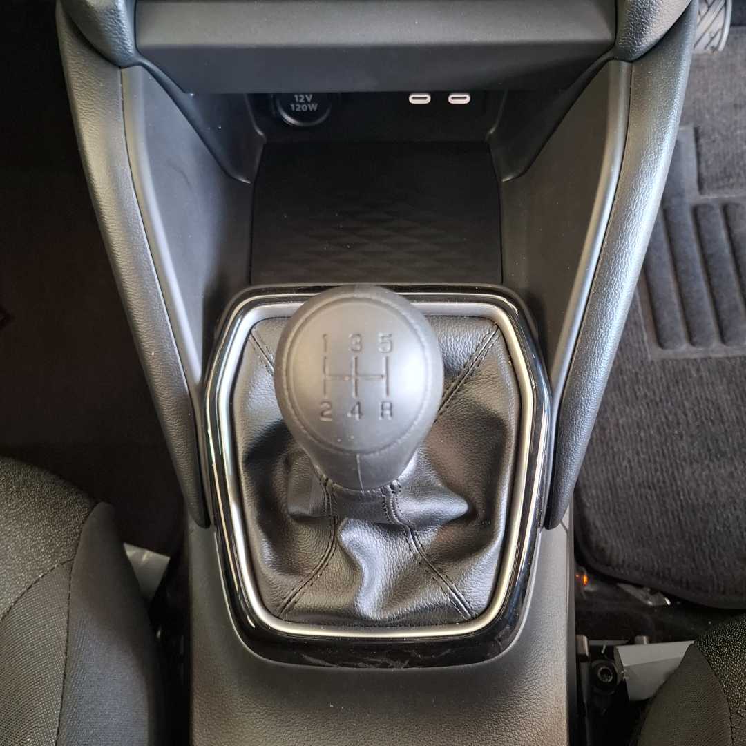Photo 20 of 27
