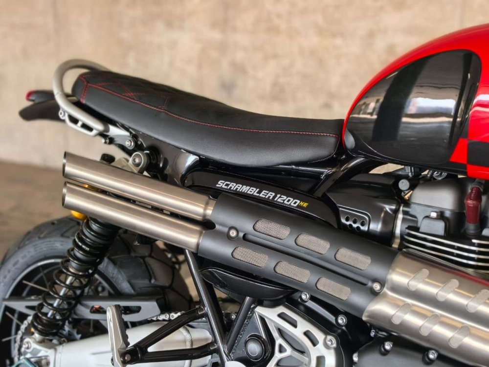 Photo 9 of 19