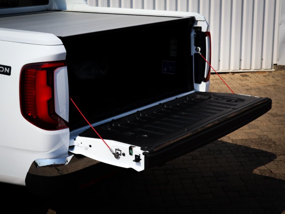 Photo 3 of 19