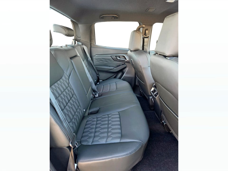 Photo 9 of 19