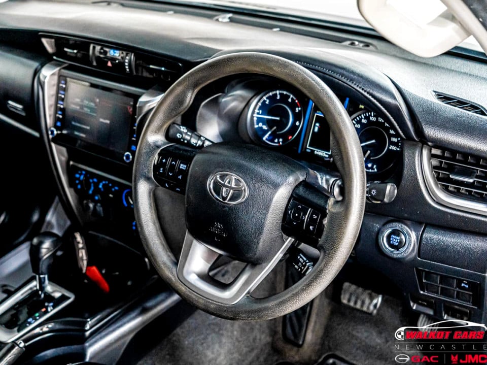 Photo 10 of 30