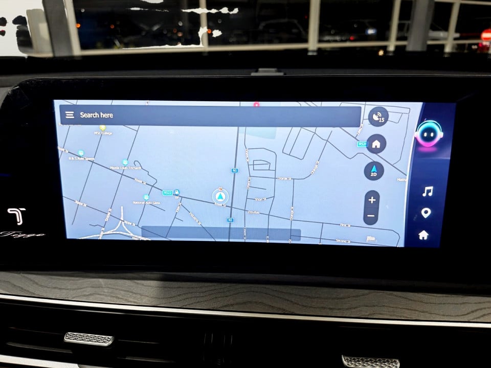Photo 18 of 23