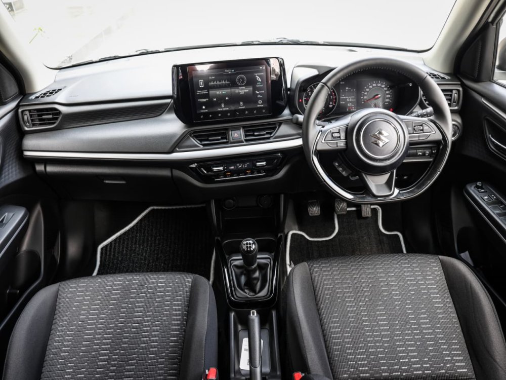 Photo 9 of 13