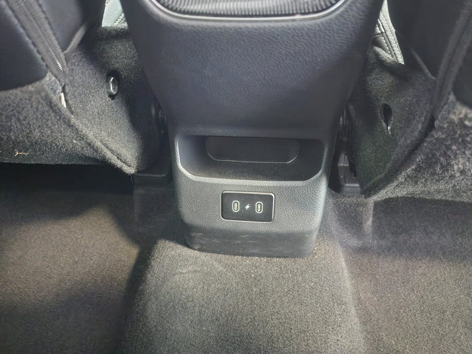 Photo 12 of 20