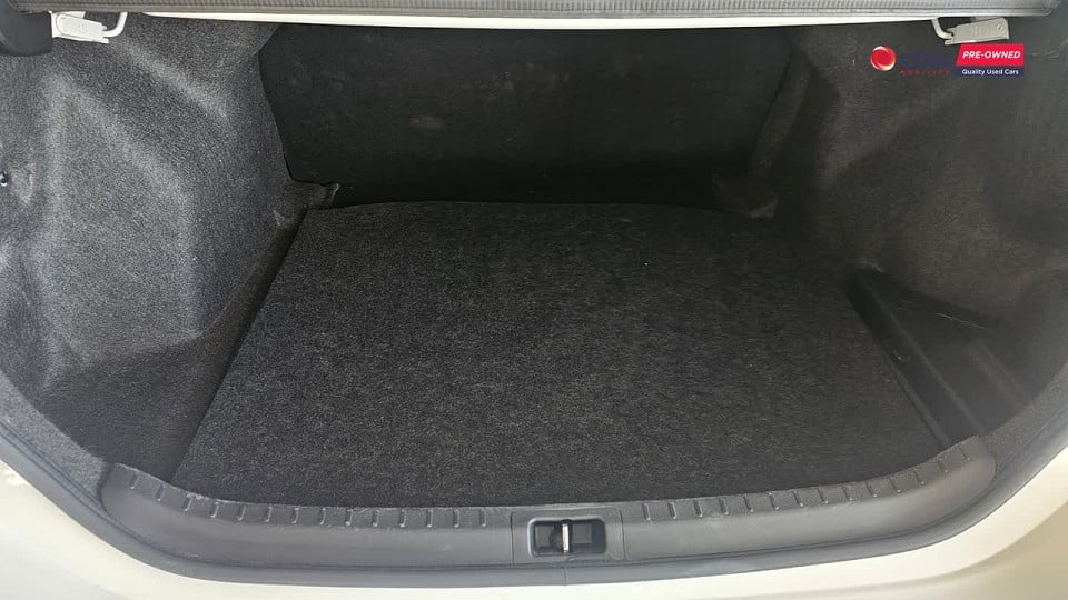 Photo 16 of 21