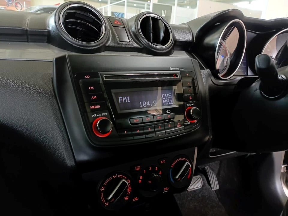 Photo 18 of 26