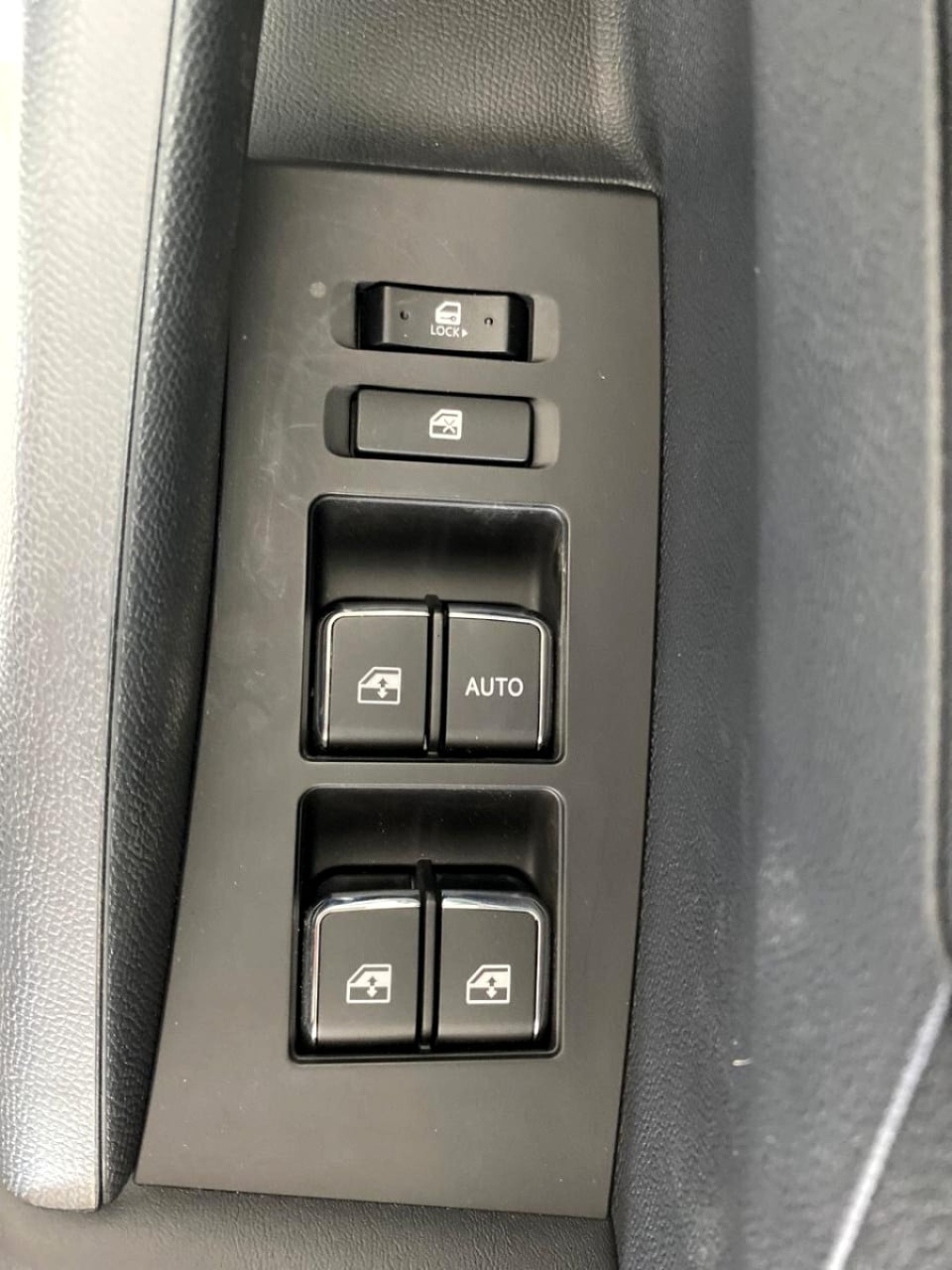 Photo 18 of 21