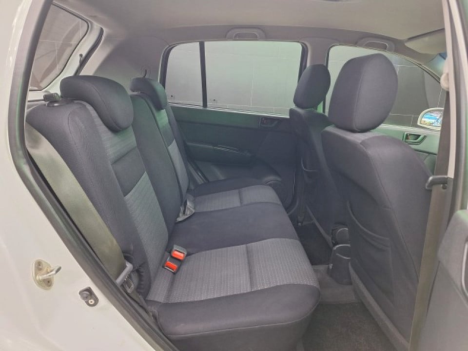 Photo 18 of 20