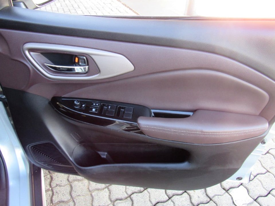 Photo 2 of 13