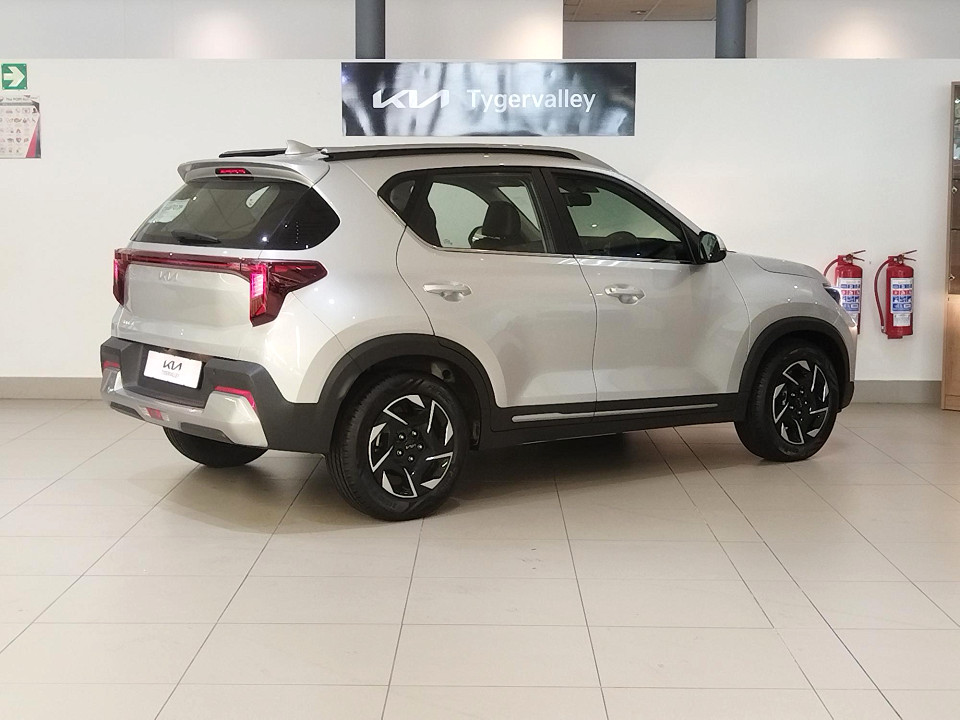 Photo 6 of 16