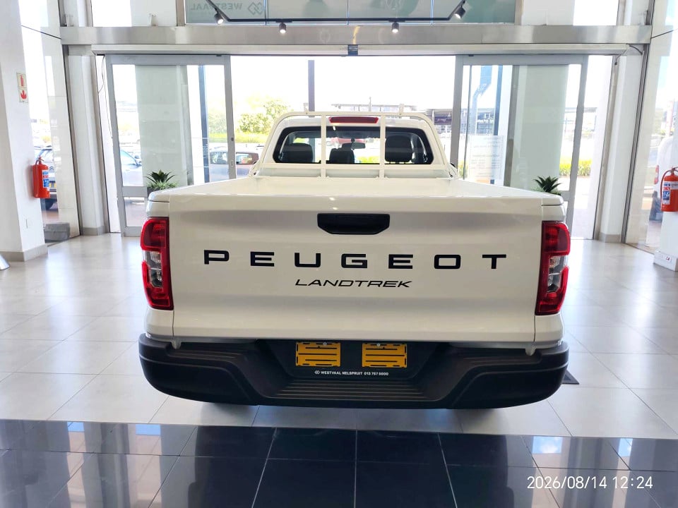 Photo 5 of 14