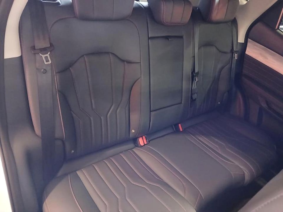 Photo 10 of 20