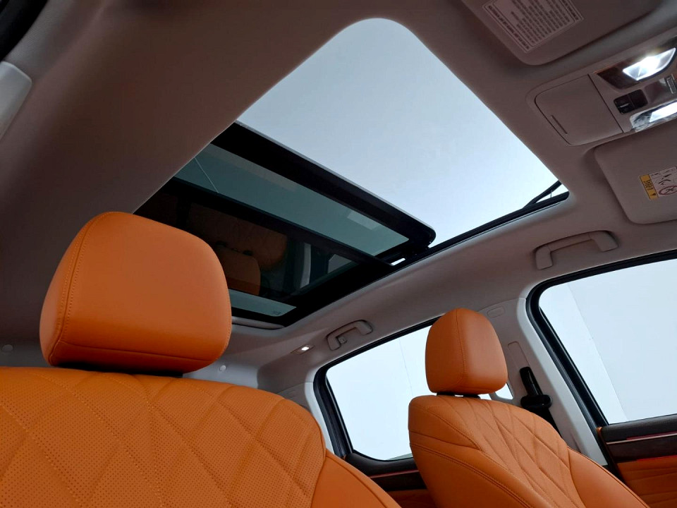 Photo 11 of 25