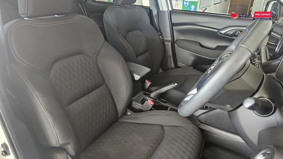Photo 14 of 20
