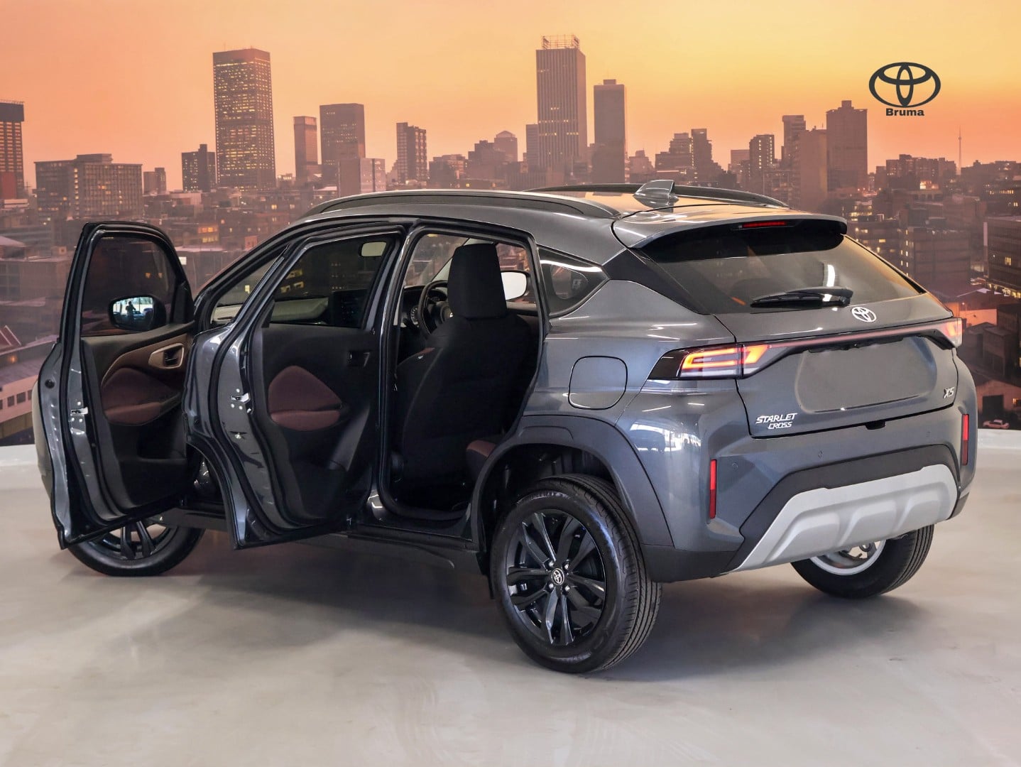 Photo 14 of 30