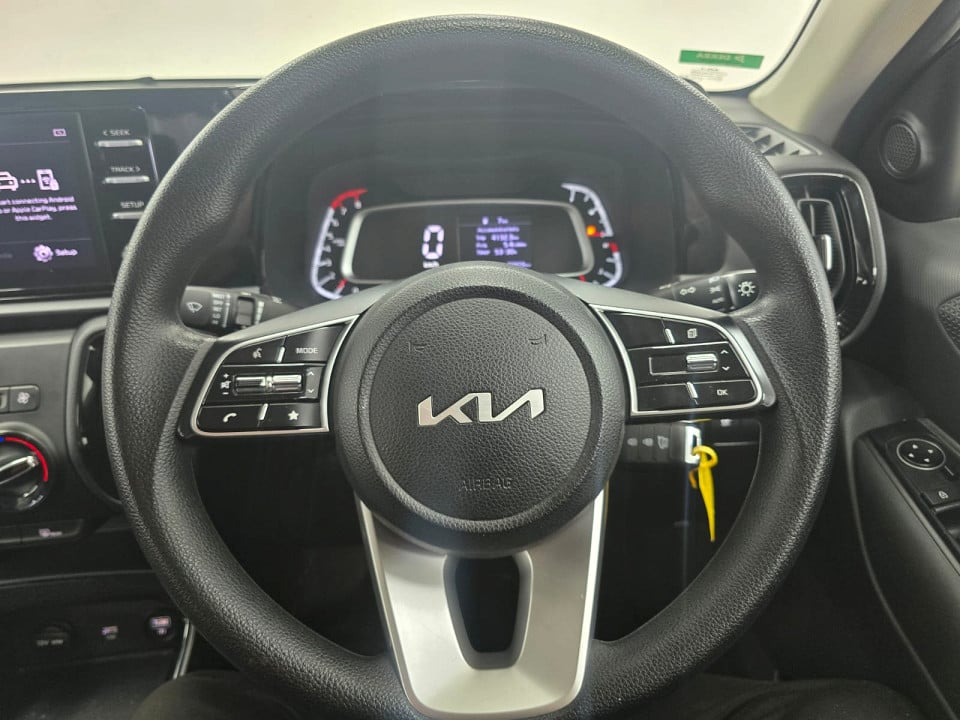 Photo 10 of 21