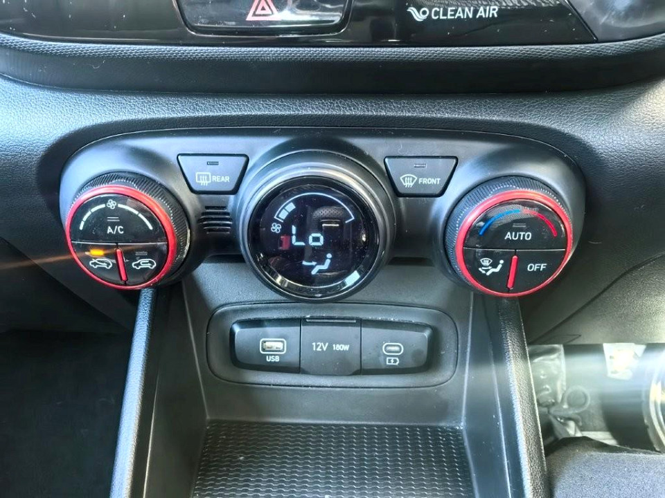 Photo 20 of 24