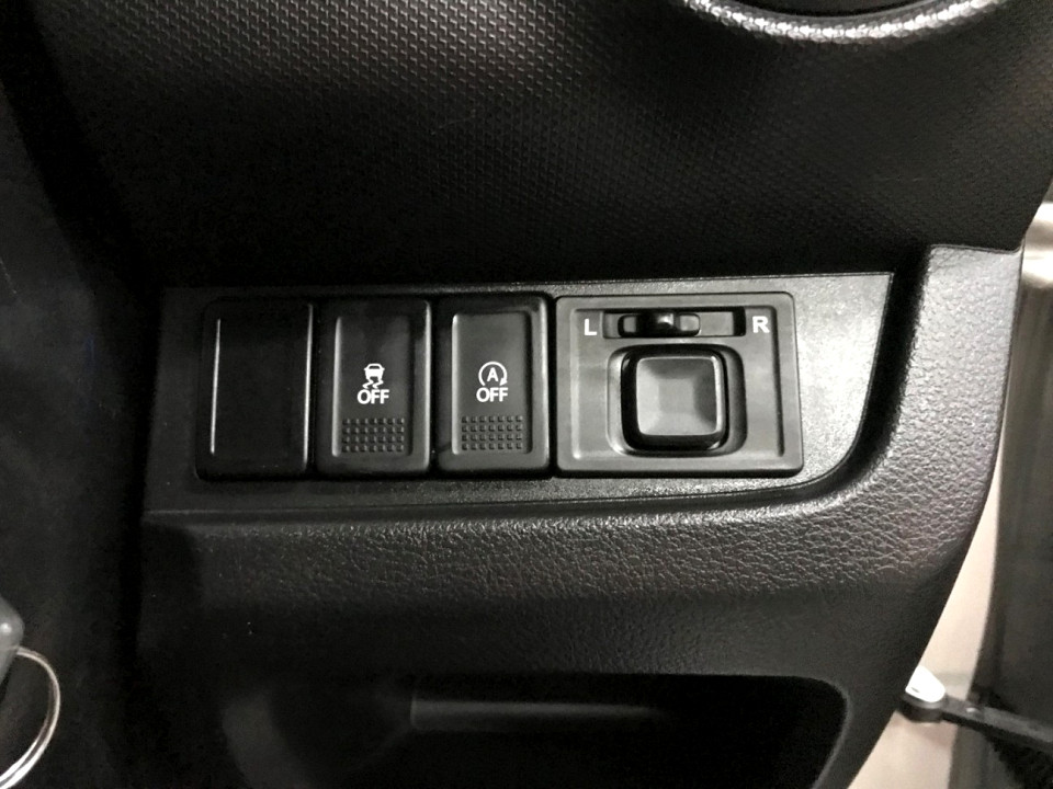 Photo 9 of 12