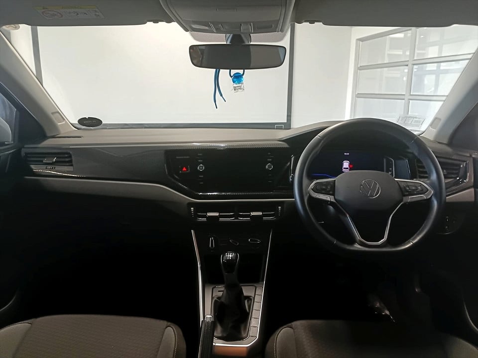 Photo 5 of 7