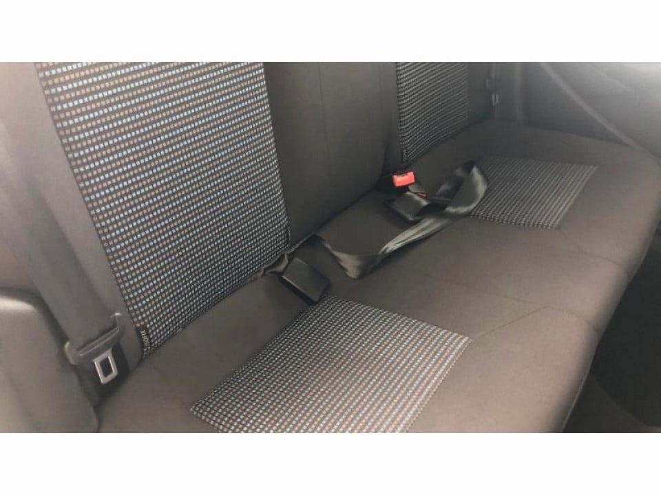 Photo 16 of 28