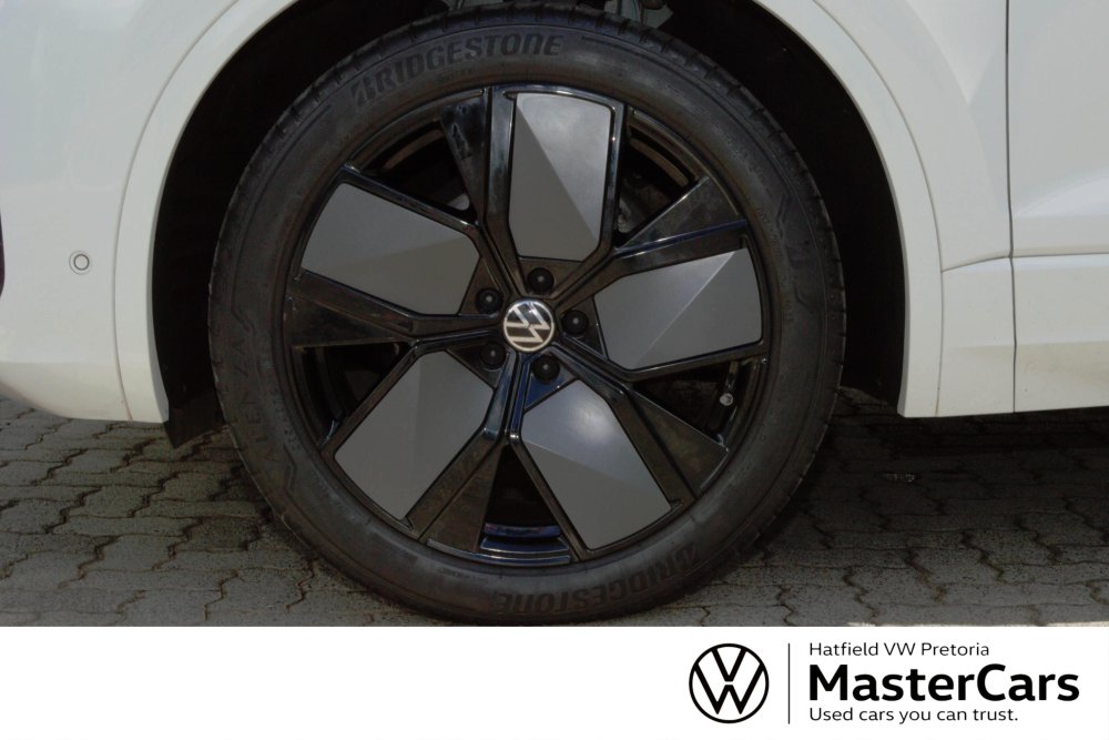 Photo 9 of 11