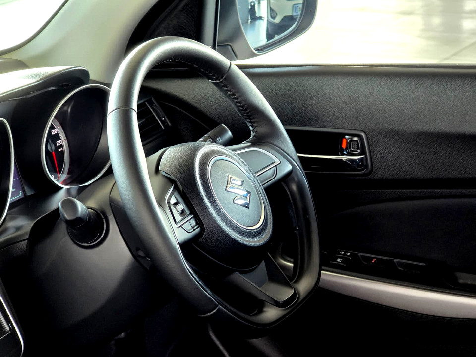 Photo 11 of 25