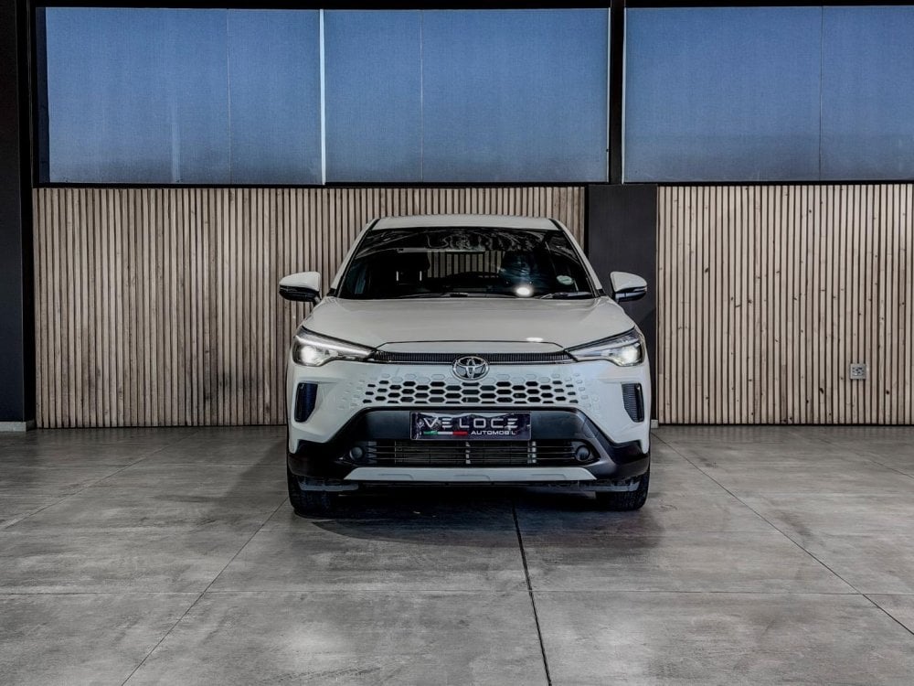 Photo 3 of 14