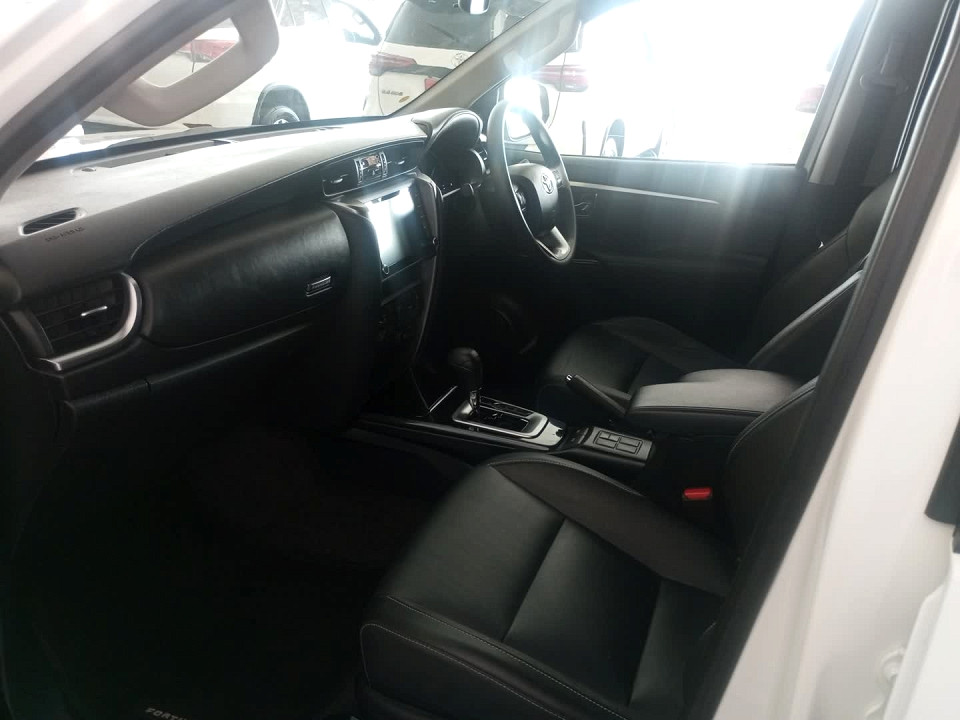 Photo 7 of 32