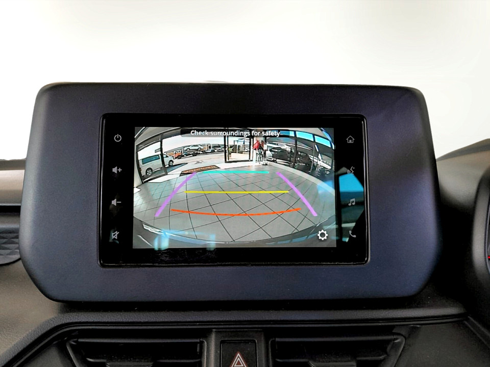 Photo 16 of 28