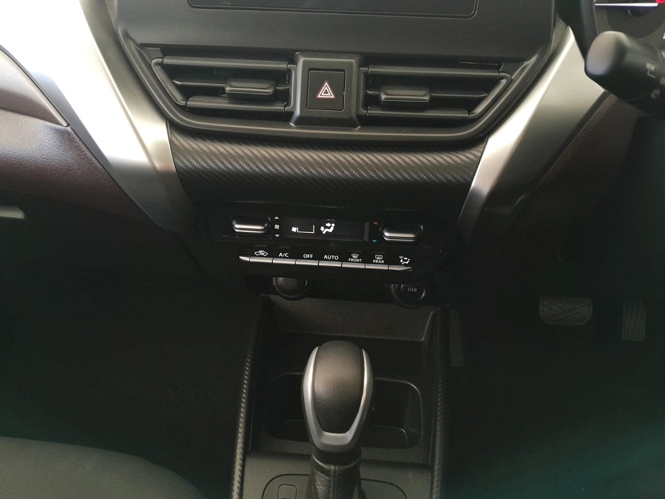 Photo 18 of 29