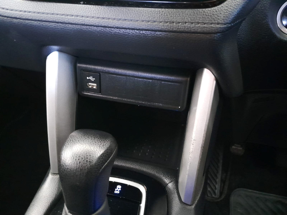 Photo 21 of 29