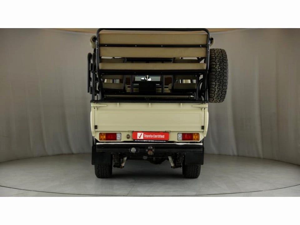 Photo 5 of 30