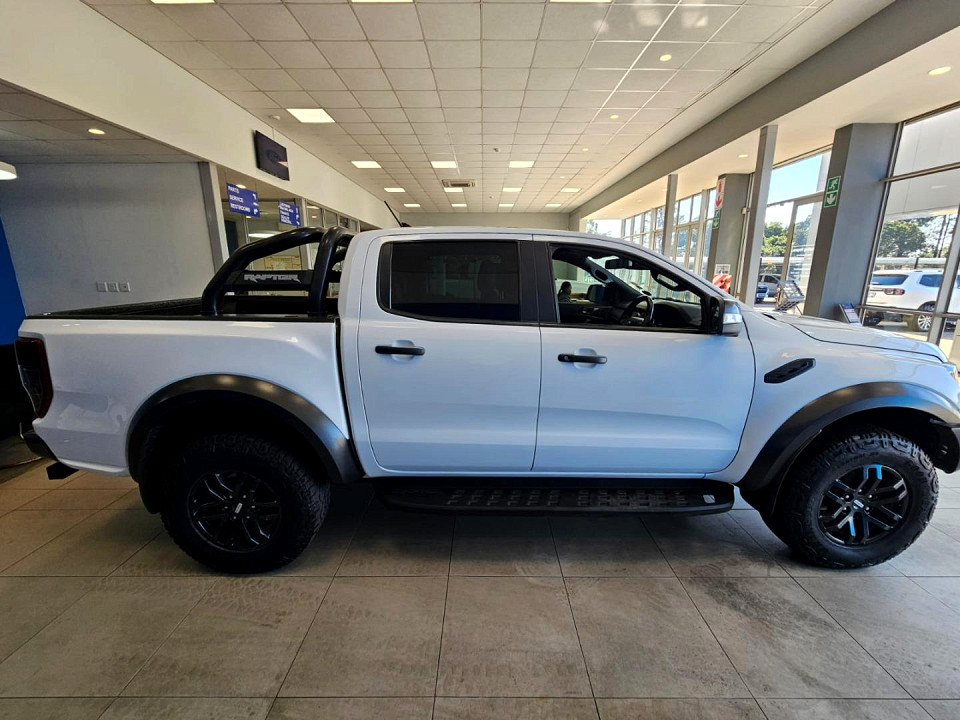 Photo 13 of 27