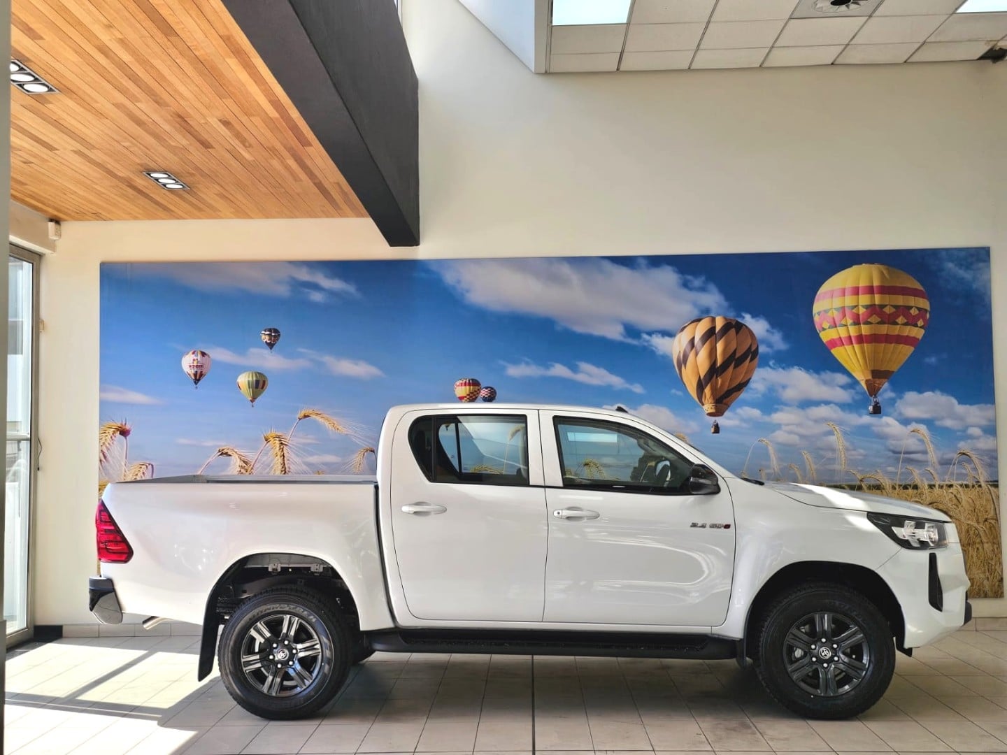 Photo 6 of 21