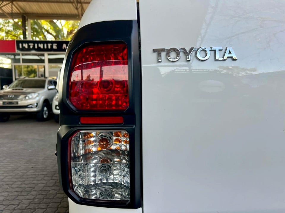 Photo 5 of 23
