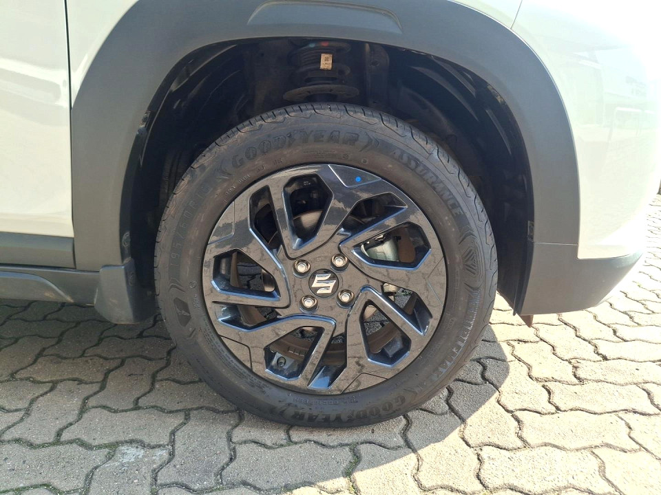 Photo 7 of 22