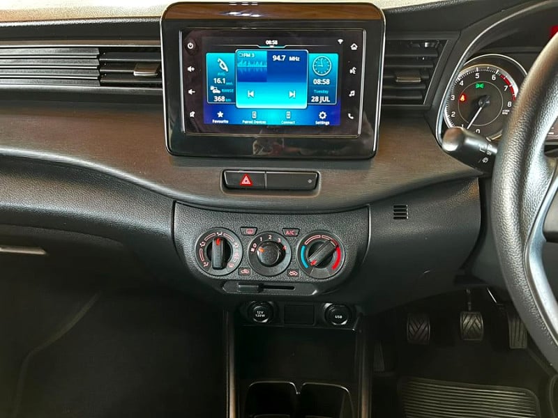 Photo 20 of 28