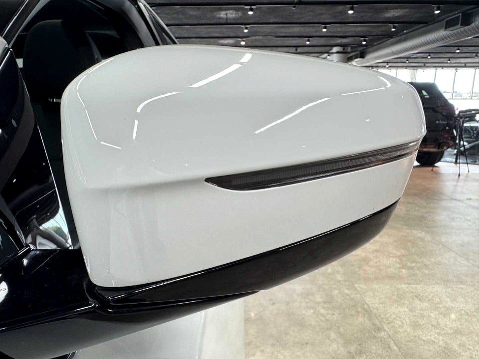 Photo 9 of 19