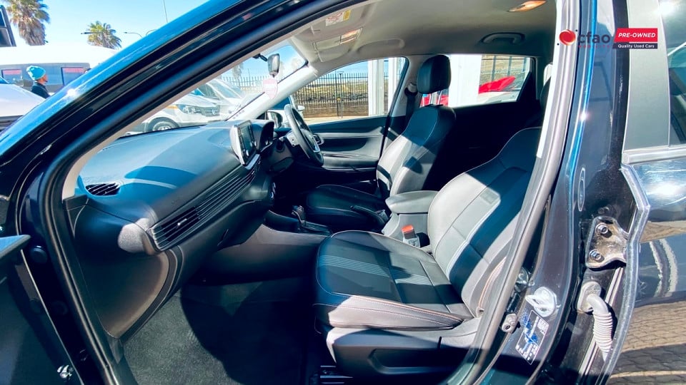 Photo 12 of 20