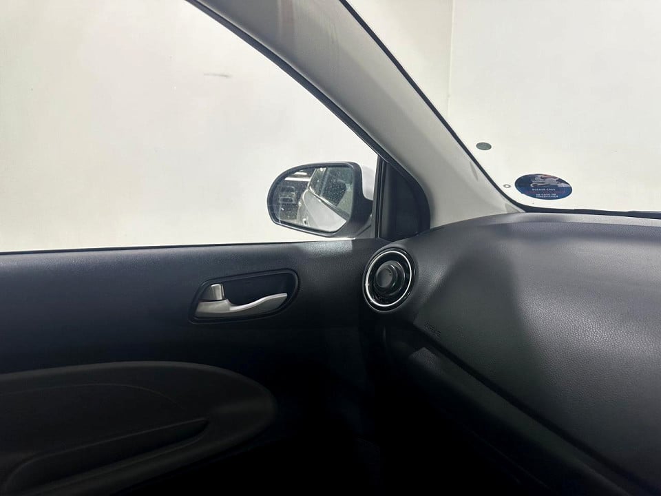 Photo 17 of 26