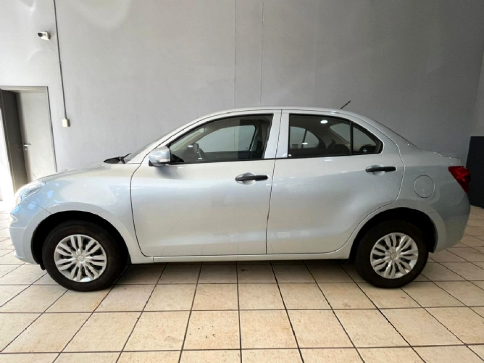Photo 3 of 9