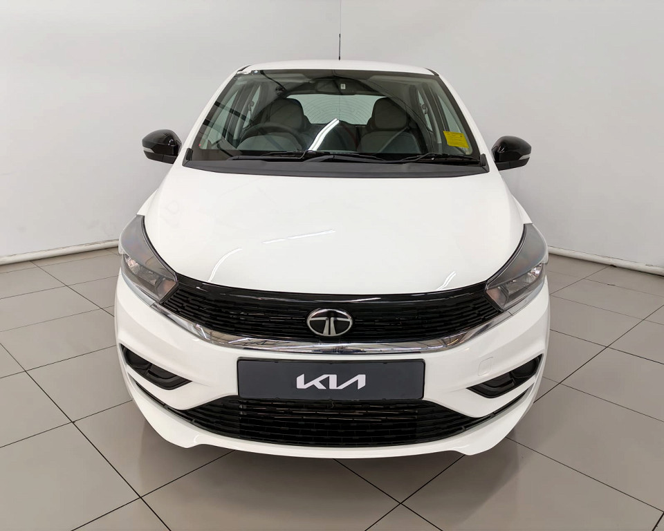Photo 2 of 28
